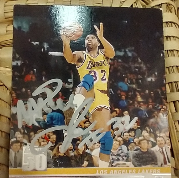Magic Johnson Basketball card SIGNED - Picture 3 of 7